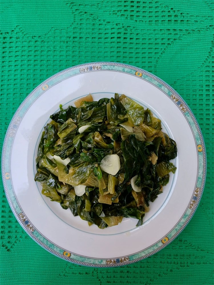 Escarola Refogada, Azeite, Alho e Sal130g -Combine Mais