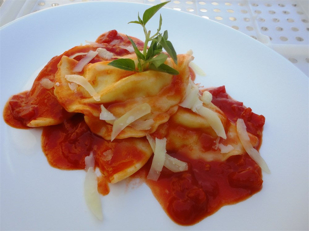 Raviolone Mussarela de Búfala ao Molho Pomodoro 1kg-451729465