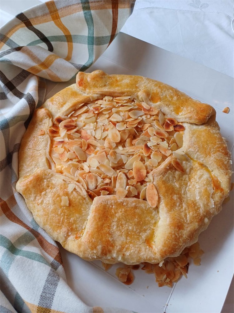 Torta Rústica de Frango e Amêndoas Tostadas 1kg